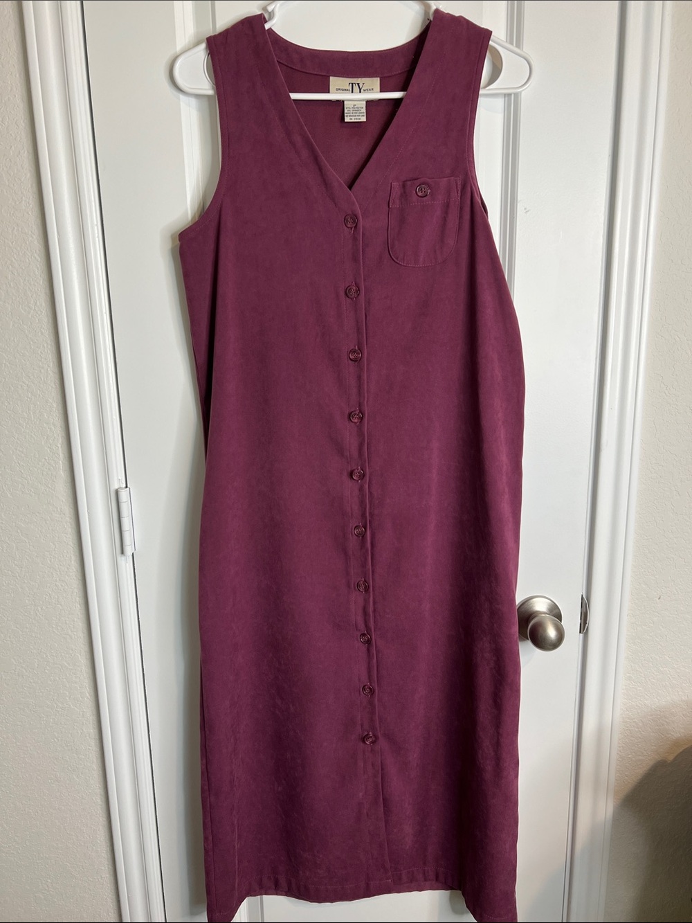 TY Signature Sleeveless Button-Front Midi Dress in Plum